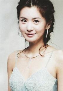 娱乐圈女明星有多脏 网红小英被曝大瓜,网红小英大瓜引爆舆论风暴